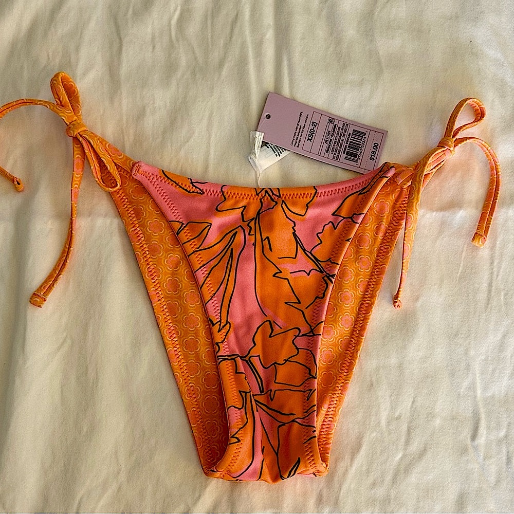 NWT! Wild Fable Pink and Orange print reversible string tie bikini bottoms sz XS
